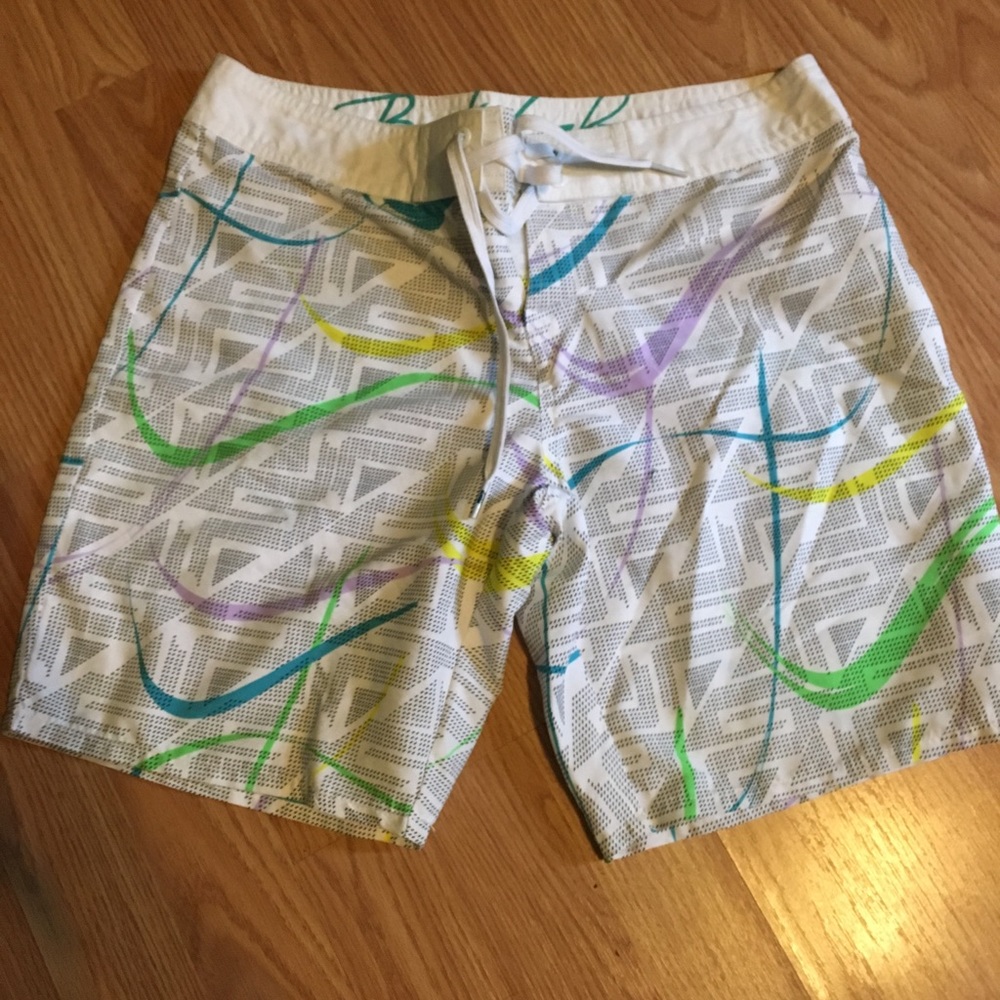 Body glove board shorts